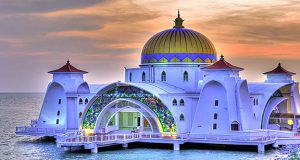 straight-mosque-malacca
